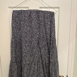 Old Navy Navy and White Maxi Skirt